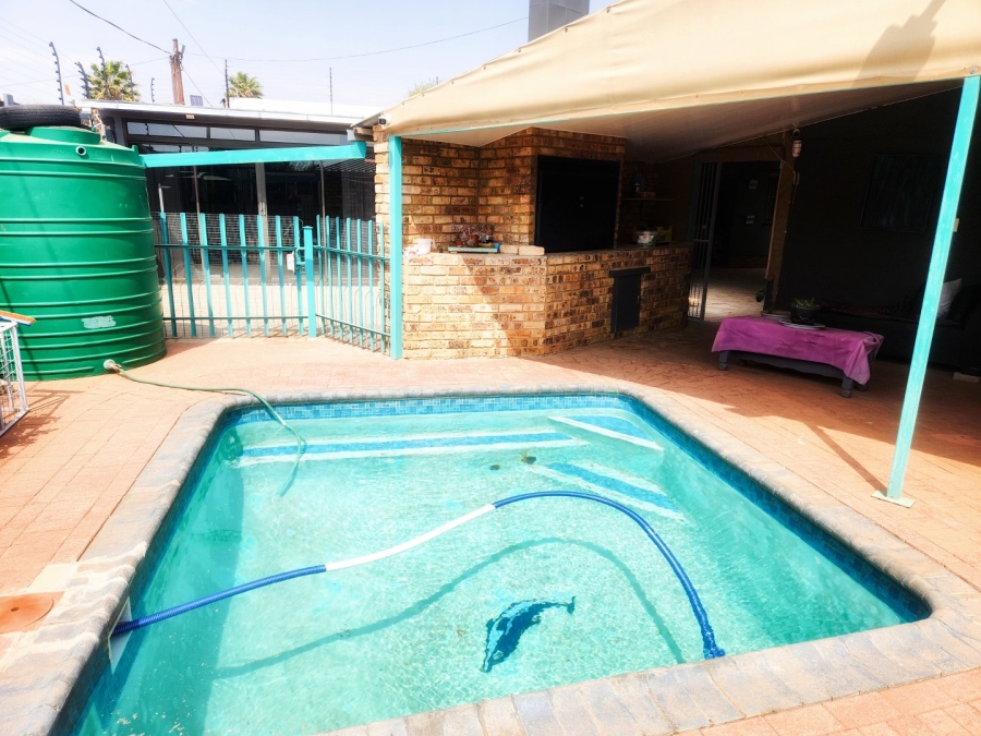 3 Bedroom Property for Sale in Stilfontein Ext 4 North West